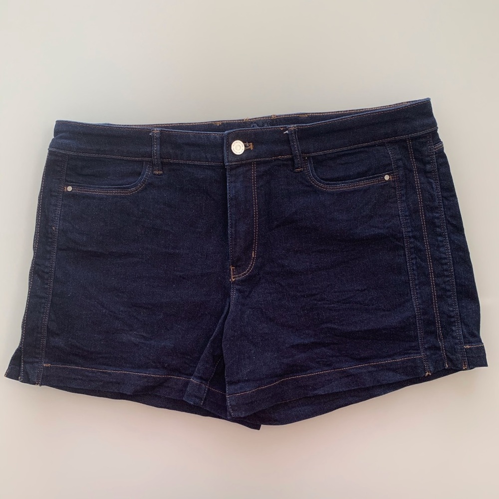 WHITE HOUSE BLACK MARKET dark blue jean shorts